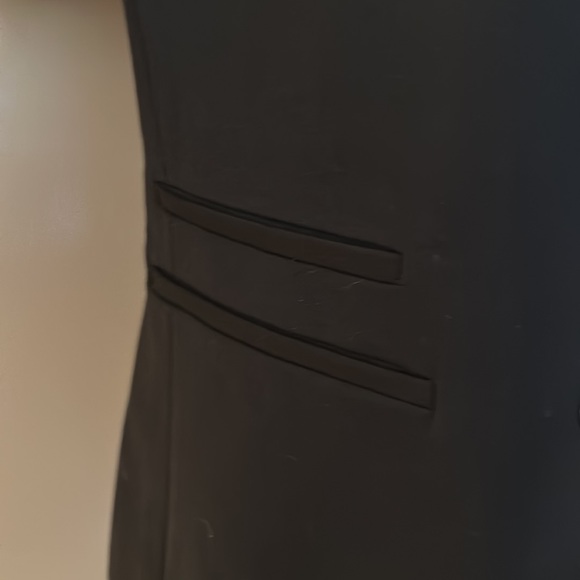 Banana Republic Black Blazer - Picture 3 of 8